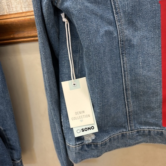 Jean Jacket ☎️ 💋 - Picture 4 of 9